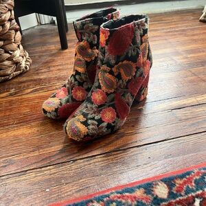 MIA Multicolor Embroidered Ankle Boots